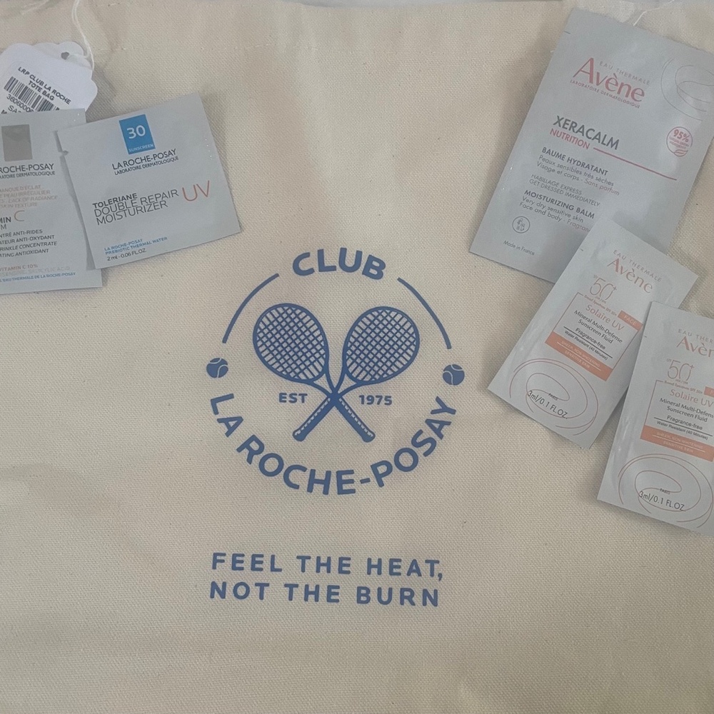 La Roche-Posay Tote - Picture 2 of 4